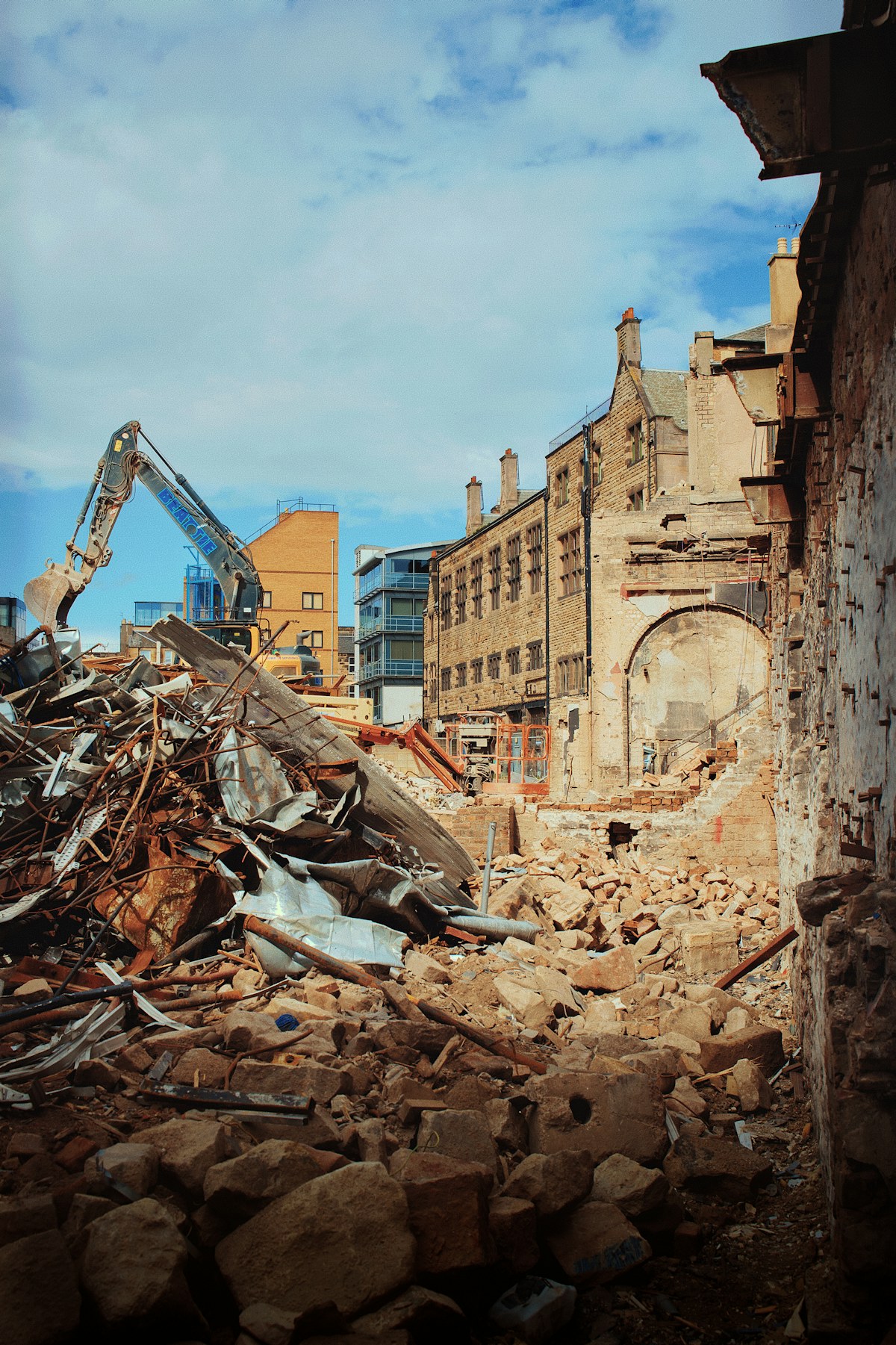 Abbruch & Rückbau – Symbolbild einer Baustelle